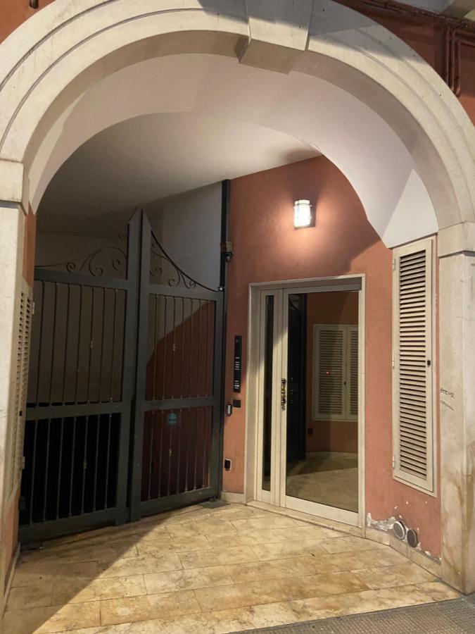 Namaste Luxury Guest House Бари Экстерьер фото